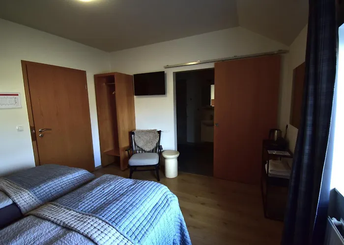 Glacier World - Hoffell Guesthouse