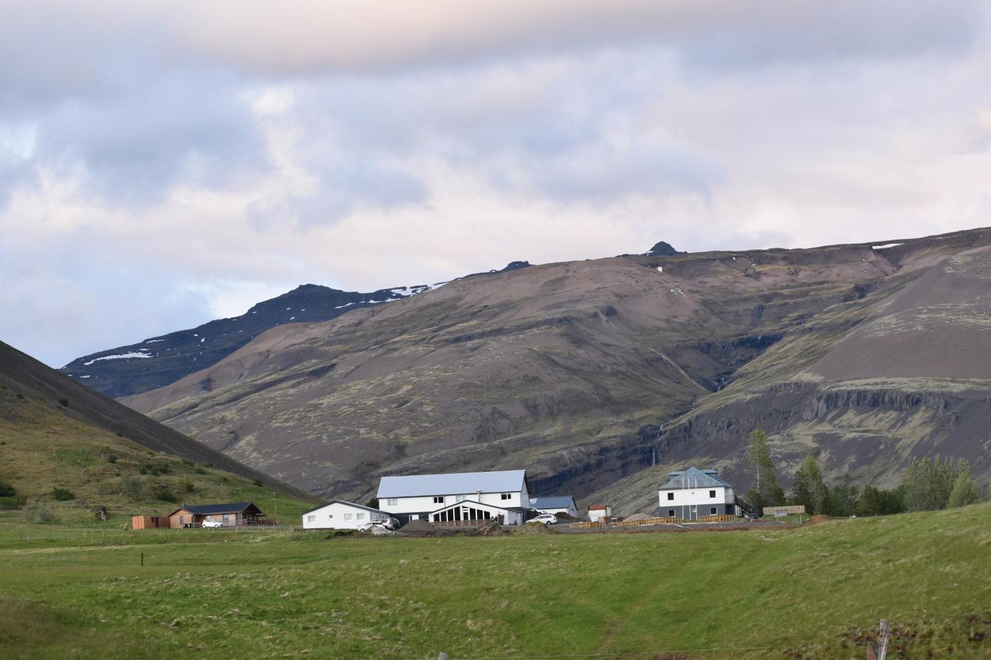 Glacier World - Bed & Breakfast 3*